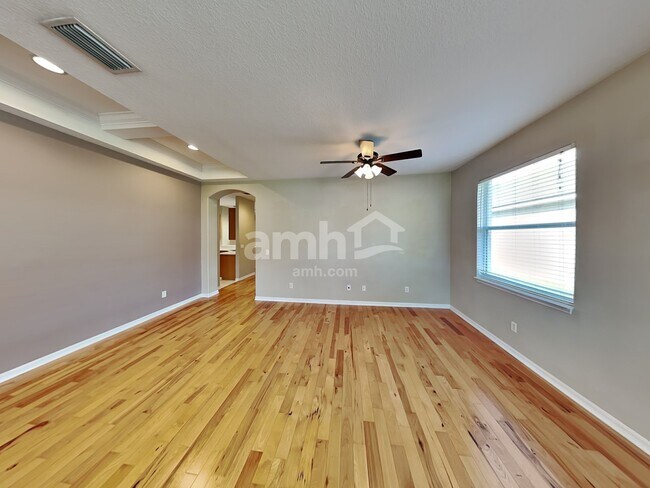 Building Photo - 2311 124th Dr E