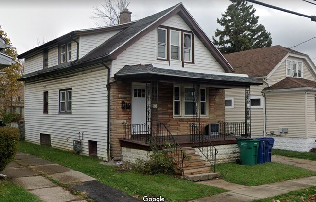 Building Photo - 81 Hagen St