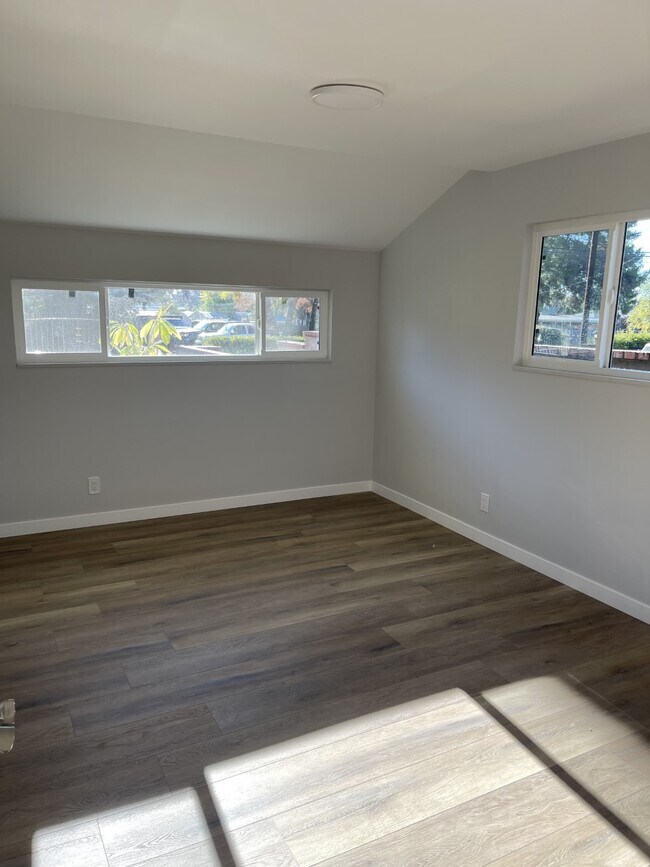 Master Bedroom - 11305 Sheldon St
