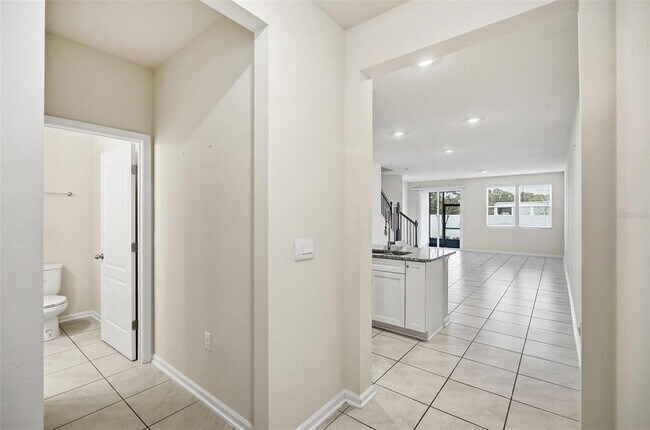 Foto del edificio - 165 Redbud Rd