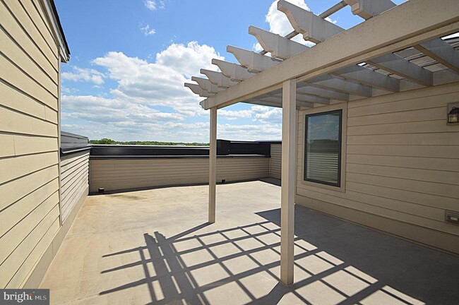 Foto del edificio - 44840 Tiverton Sq