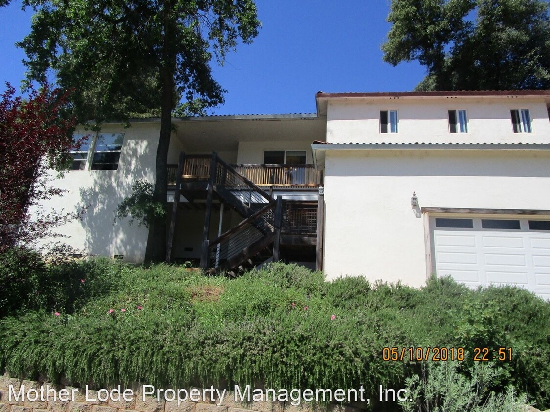 Primary Photo - 3 br, 2 bath House - 166 Pesce Way