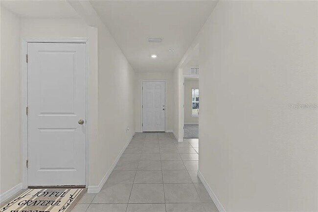 Building Photo - 8661 Triumph Cir