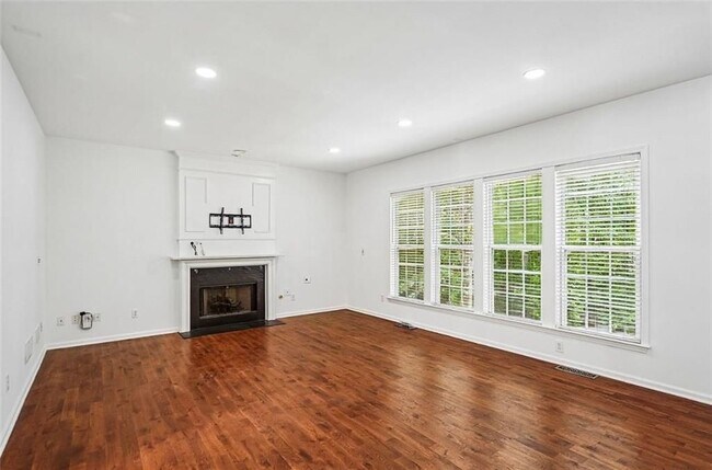 Foto del edificio - 5157 Wellisford Ct NW