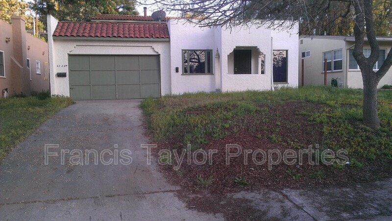 Primary Photo - 633 E 4th Ave