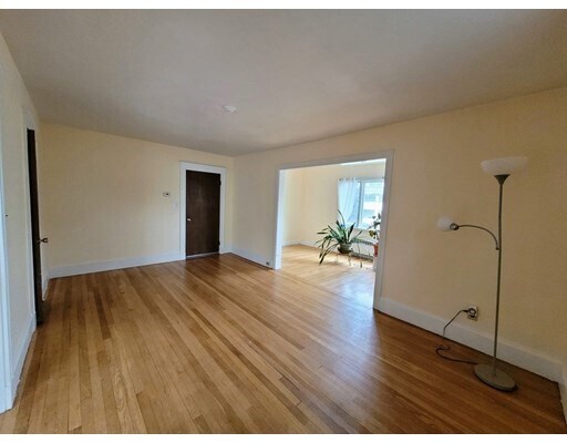 Building Photo - 846 Belmont St