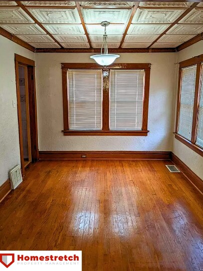 Building Photo - Three Bedroom Two Bath Home Coming Availab...