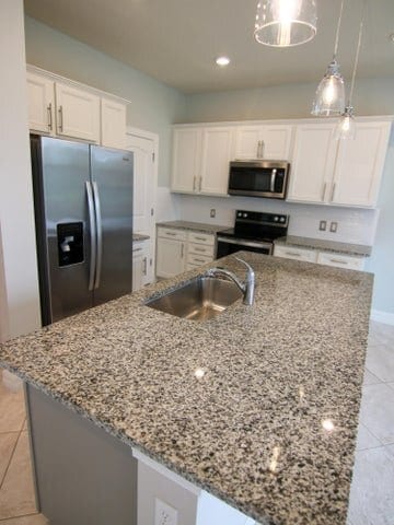 Building Photo - 8333 Rearing Ln