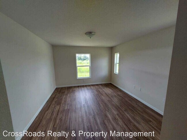 Foto del edificio - 3 br, 2 bath House - 4274 E MARYLAND ST