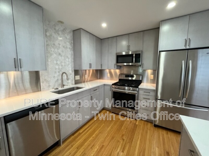 Foto principal - 1799 Summit Ave