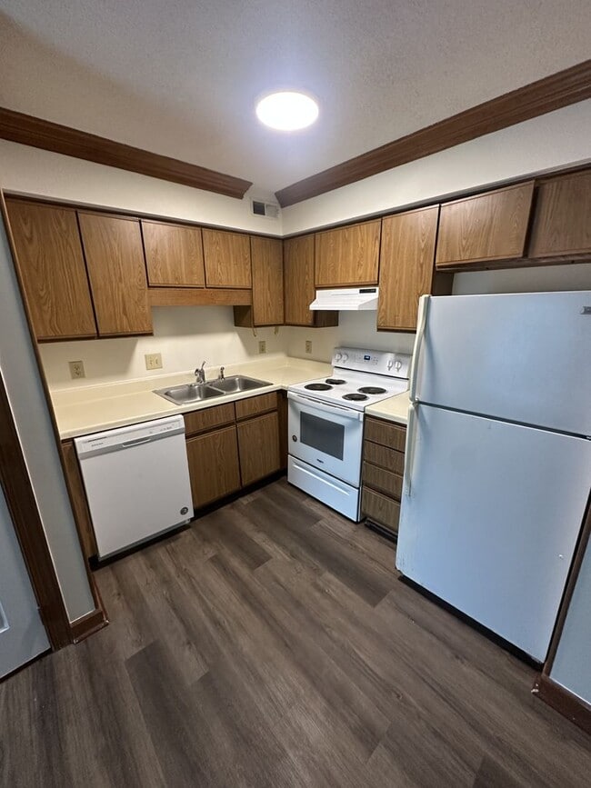 Building Photo - 1 Bedroom 1 Bathroom Condo!