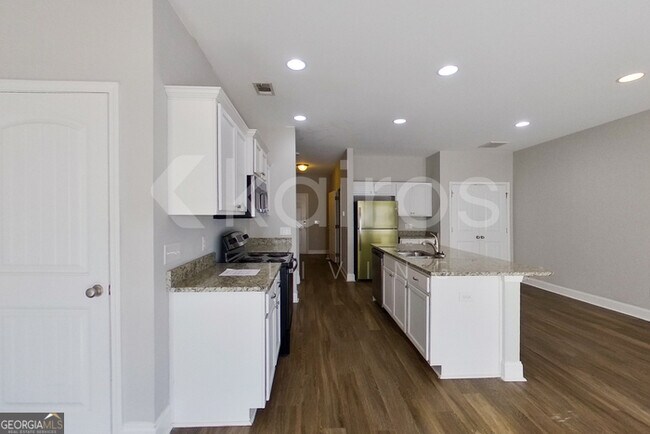 Foto del edificio - 106 Regis Way