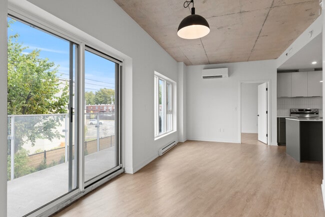 Building Photo - Le Celtis