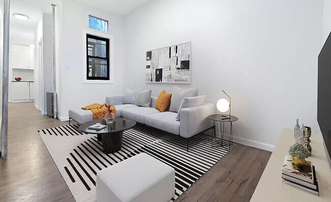 Building Photo - 670 Ninth Avenue