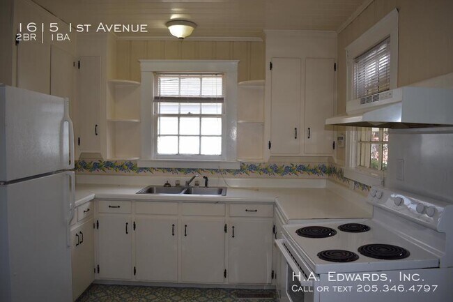 Foto del edificio - 1615 1st Ave