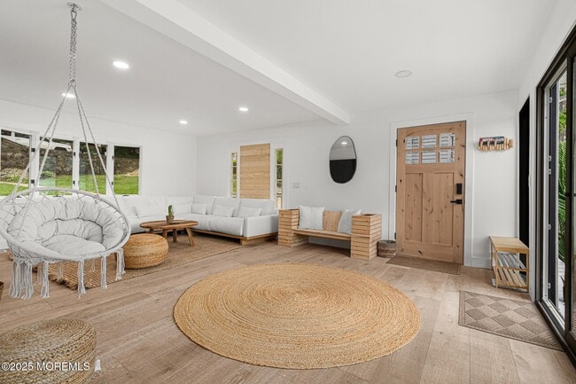 Foto del edificio - 39 Upper Lakeview Ave