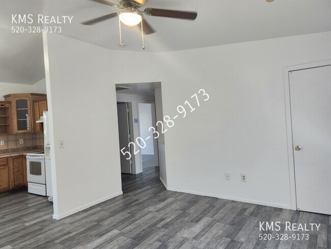 Foto del edificio - 1616 N Mohave Ave