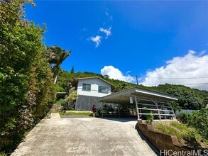 Building Photo - 2454 Waolani Ave