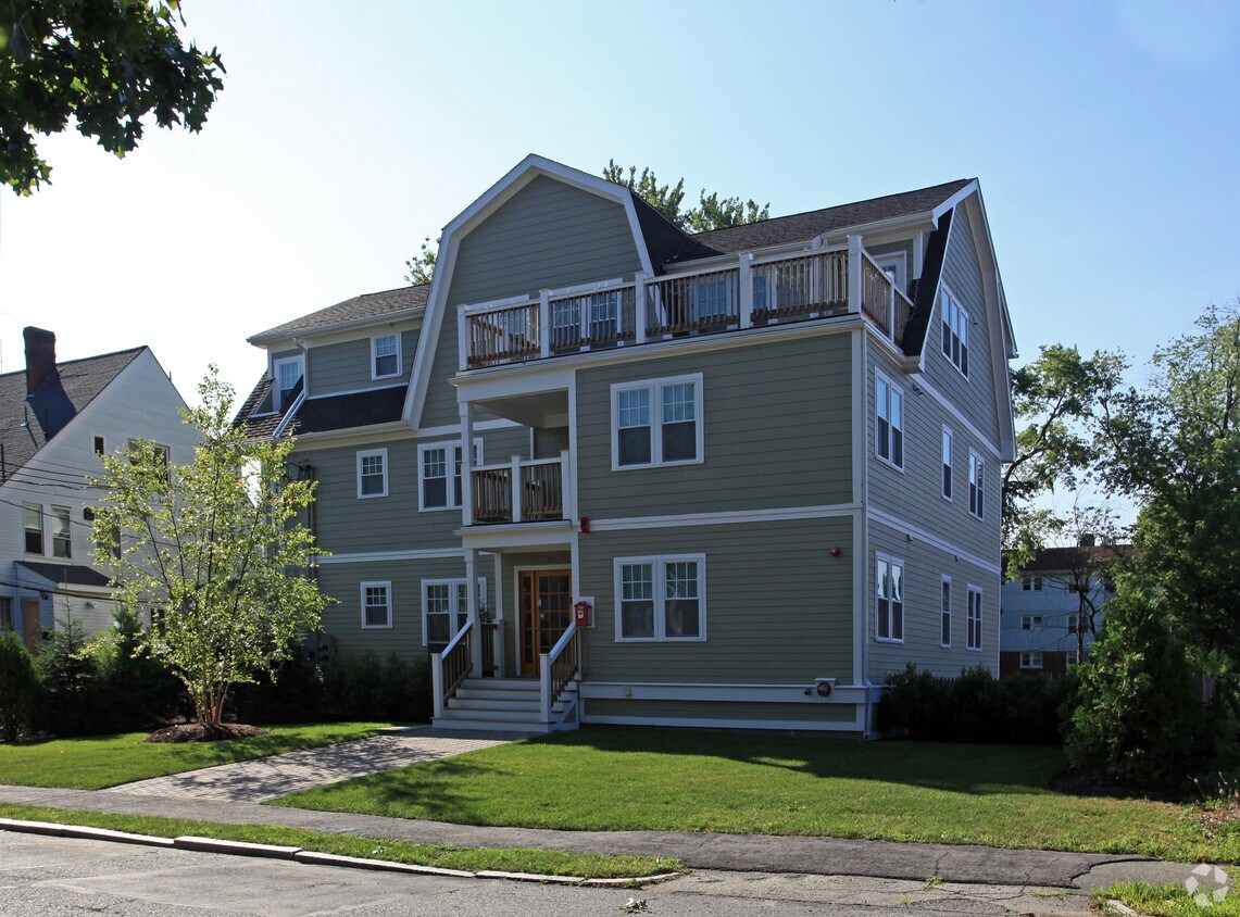 Building Photo - 23 Beech St