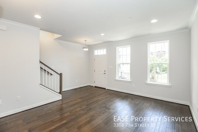 Building Photo - 3308 7th St NE