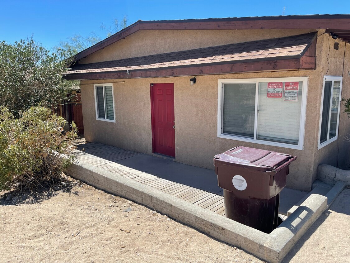 73807 Sunnyslope Dr, Twentynine Palms, CA 92277 Condo for Rent in