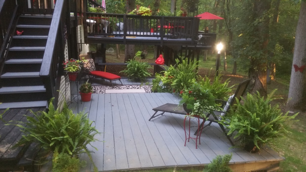 Private Decking - 2000 Wellington Woods Dr