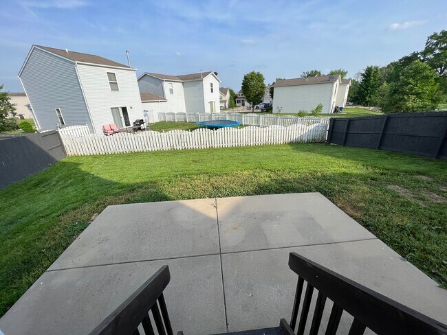 Foto del edificio - 22 Chesterfield Ct