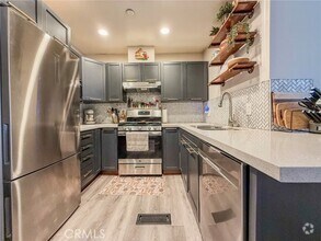 Building Photo - 25755 Via Lomas