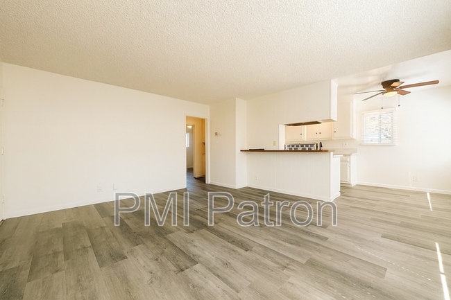 Building Photo - 4112 Green Ave