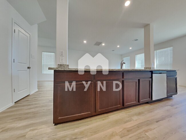 Building Photo - 24143 Laurel Farms Dr