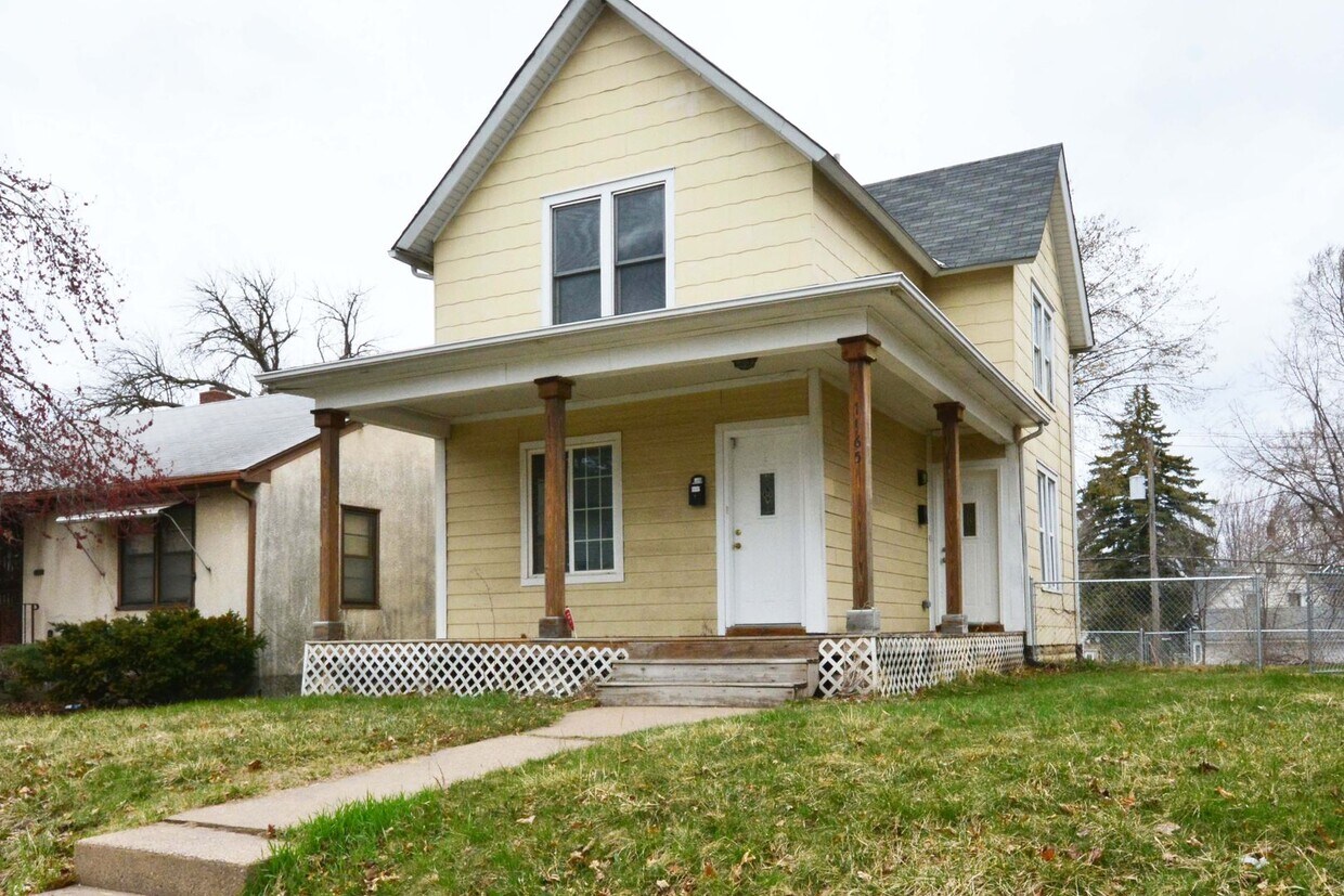 Foto principal - 1165 Minnehaha Ave E
