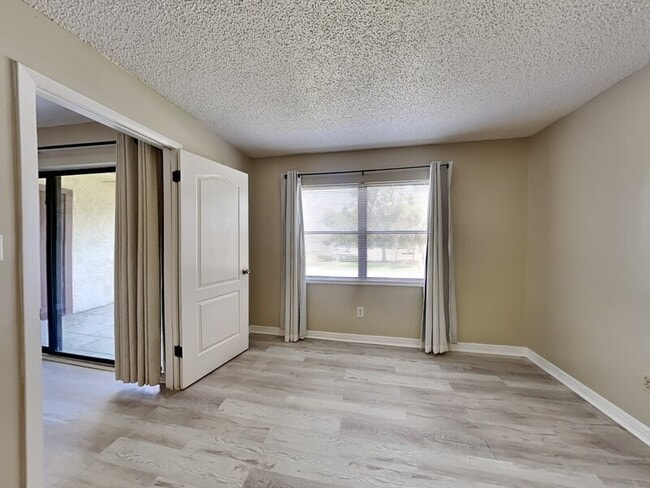 Building Photo - 3260 Candle Ridge Dr