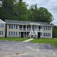 Building Photo - 1330 Lake St