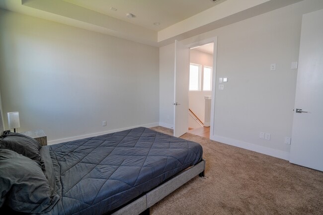 Building Photo - 615 Northew St