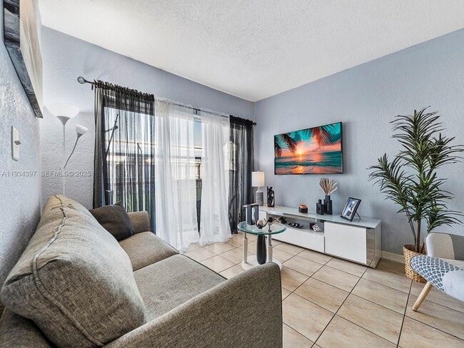 Building Photo - 13820 SW 112th St