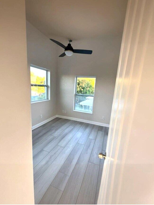 Foto del edificio - 1040 17th St