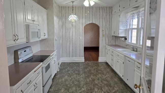 Foto del edificio - 2327 N 1500 Rd