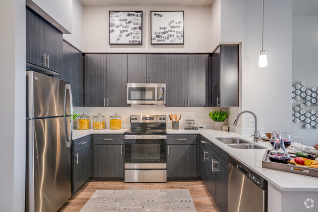 1 BR, 1 BA - 726 SF - NOVO Broadway Apartments