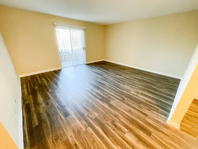 Sala de estar - 225 W. Verdugo