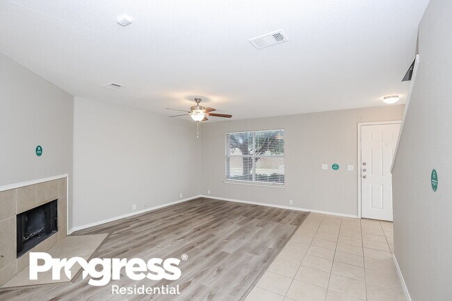 Foto del edificio - 8420 Ranch Hand Trail