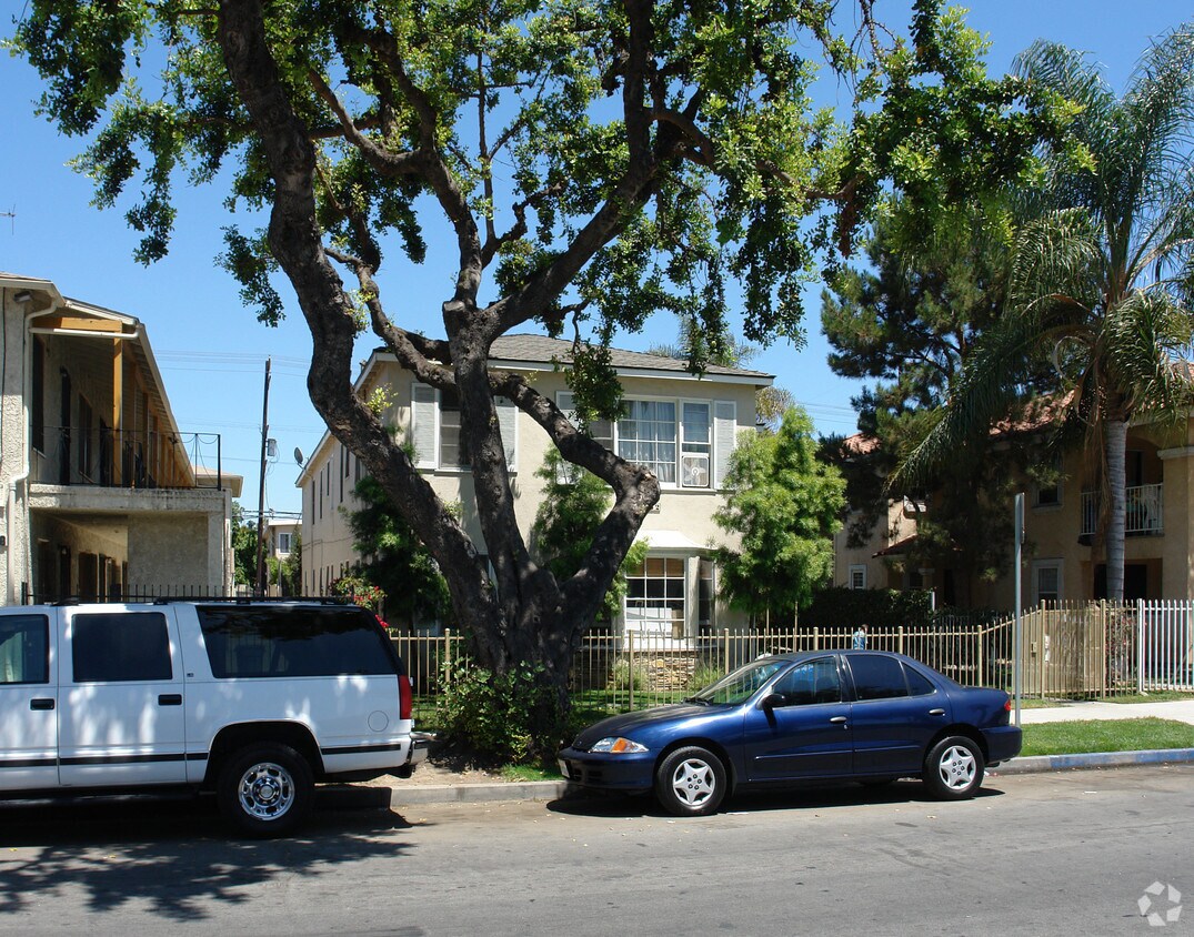 Foto del edificio - 1952 Pine Ave
