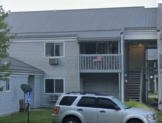 Building Photo - 636 Berry Ln