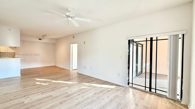 Building Photo - 2808 Amalei Dr