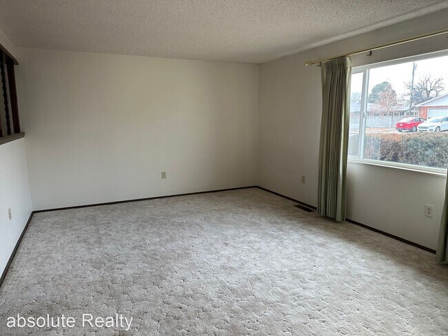 Building Photo - 3 br, 2 bath House - 2112 N Santiago Ave