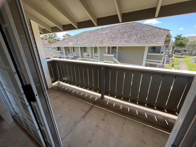 Building Photo - Waipahu (Royal Palm at Waipio) - Great Loc...
