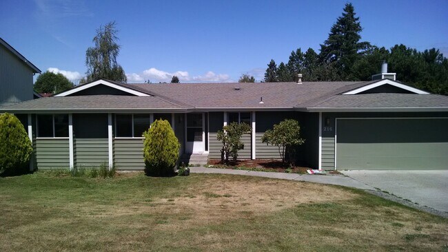 Foto del edificio - 3 Bedroom 2 Bath home in south Bellingham with a 2-car garage