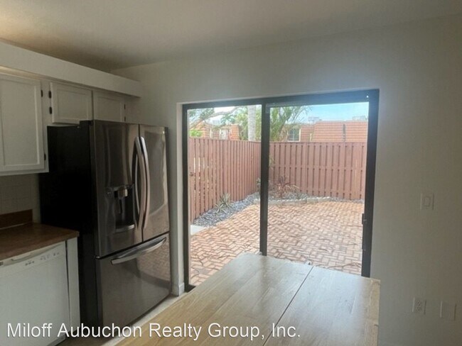 Building Photo - 2 br, 2 bath House - 5205 Cedar Bend Drive