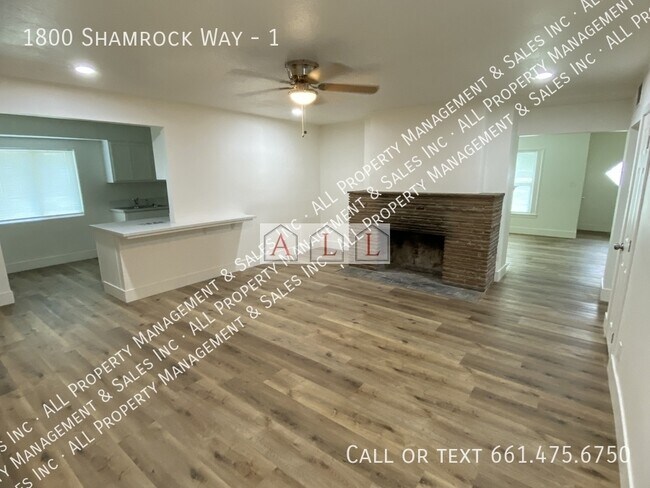 Foto del edificio - 1800 Shamrock Wy