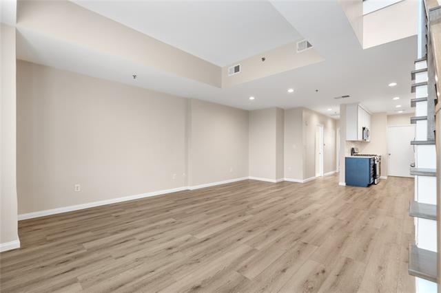 Foto del edificio - 4611 Travis St