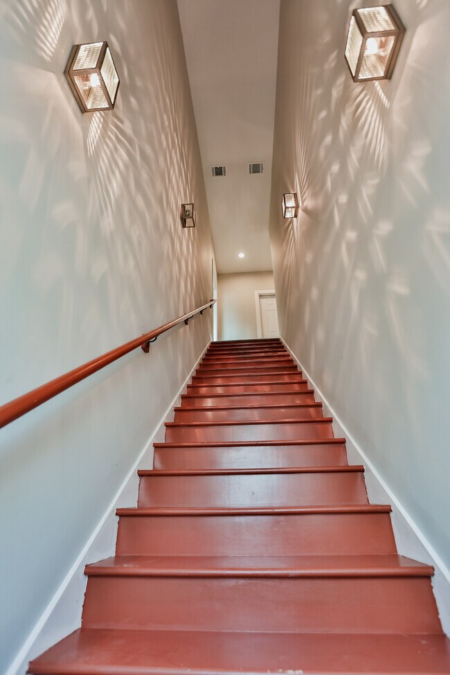Stairs to unit - 3245 Dixie Dr
